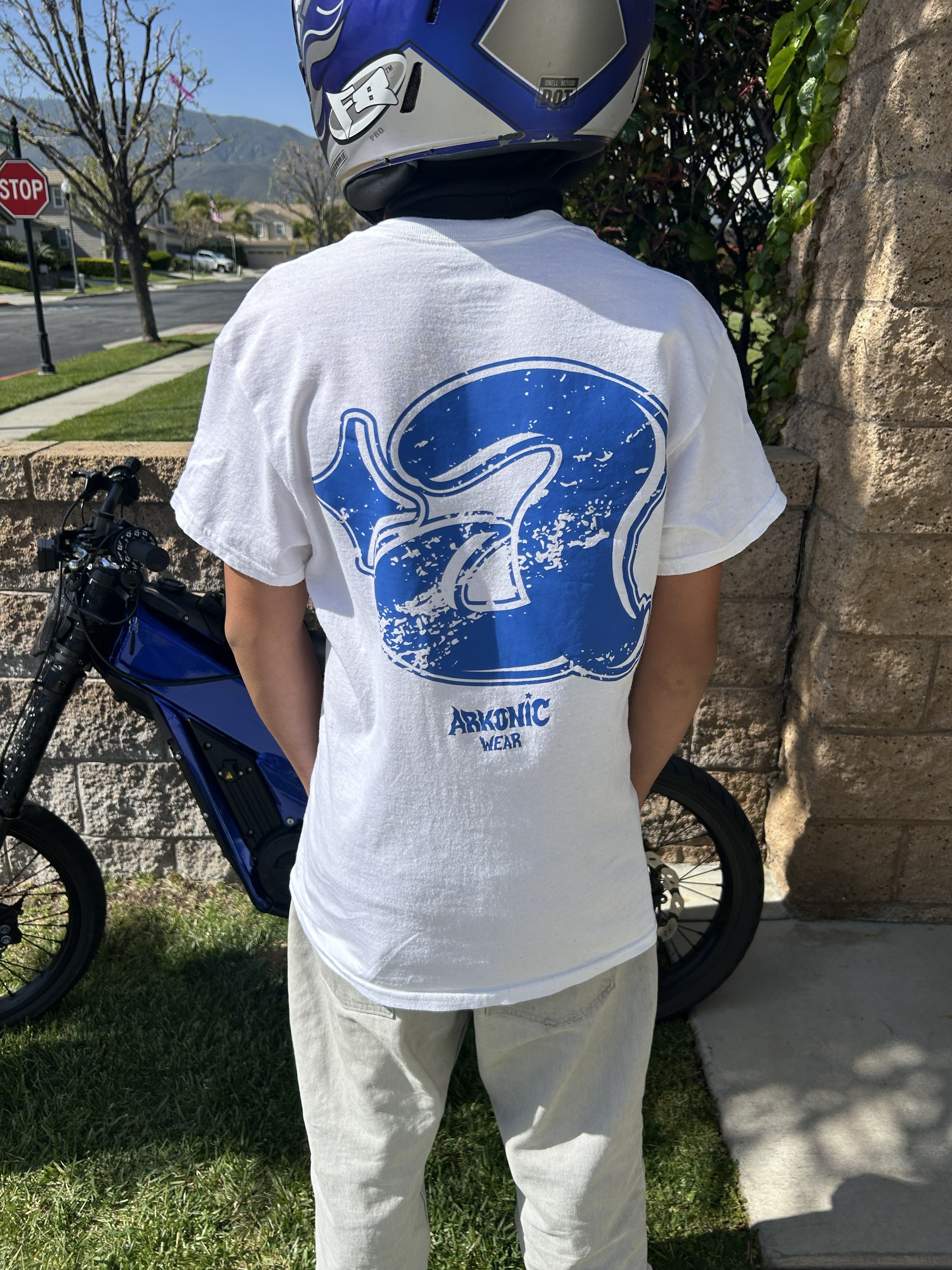 Arkonic tee- blue white